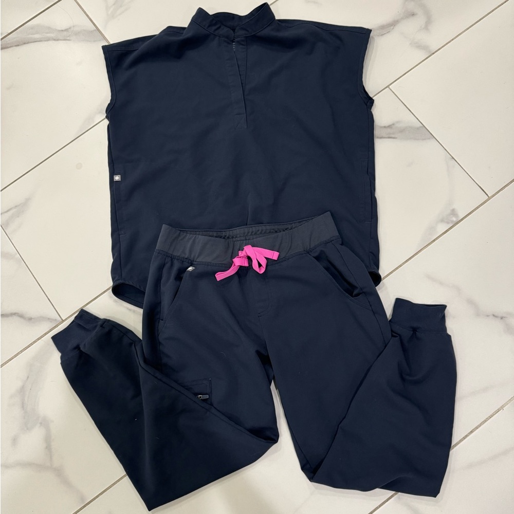 Figs Rafaela Top (XS) & Zamora Pants (S/P) Night Sky edition